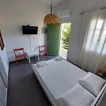 Πανσιόν όαση Καμάρες