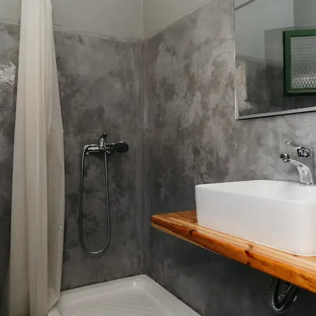 Oasis Guest house *