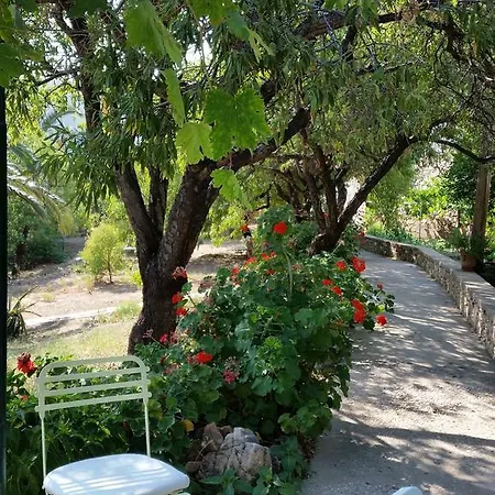 Oasis Penzion Kamarai