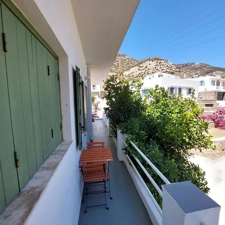 Oasis Kamares (Sifnos)