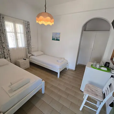 Oasis בית הארחה קמרס