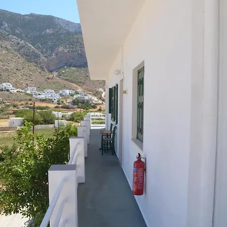 Oasis * Kamares (Sifnos)